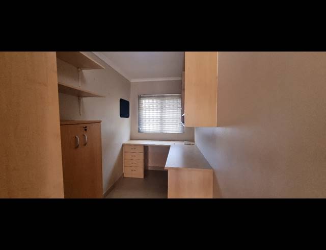 3 BEDROOM HOUSE FOR SALE IN SOMERSET PARK